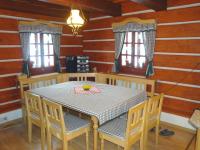 Timber house Krkonoše - dinning table