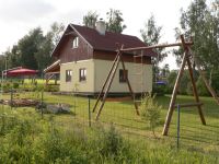 chalet Bohdalín - view of the chalet and the garden