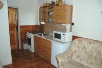 Holiday house Lipka - living room with kitchen unit